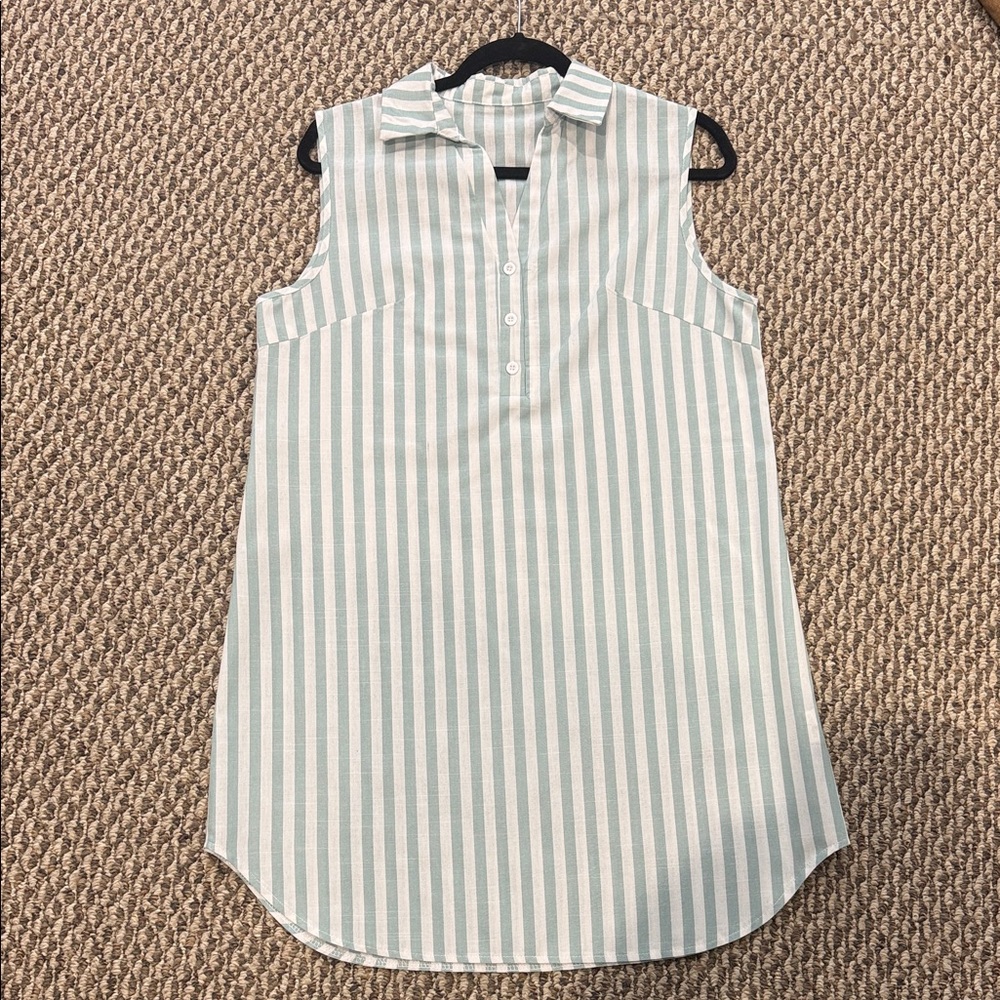 SHEIN Mint and White Striped Sleeveless Top